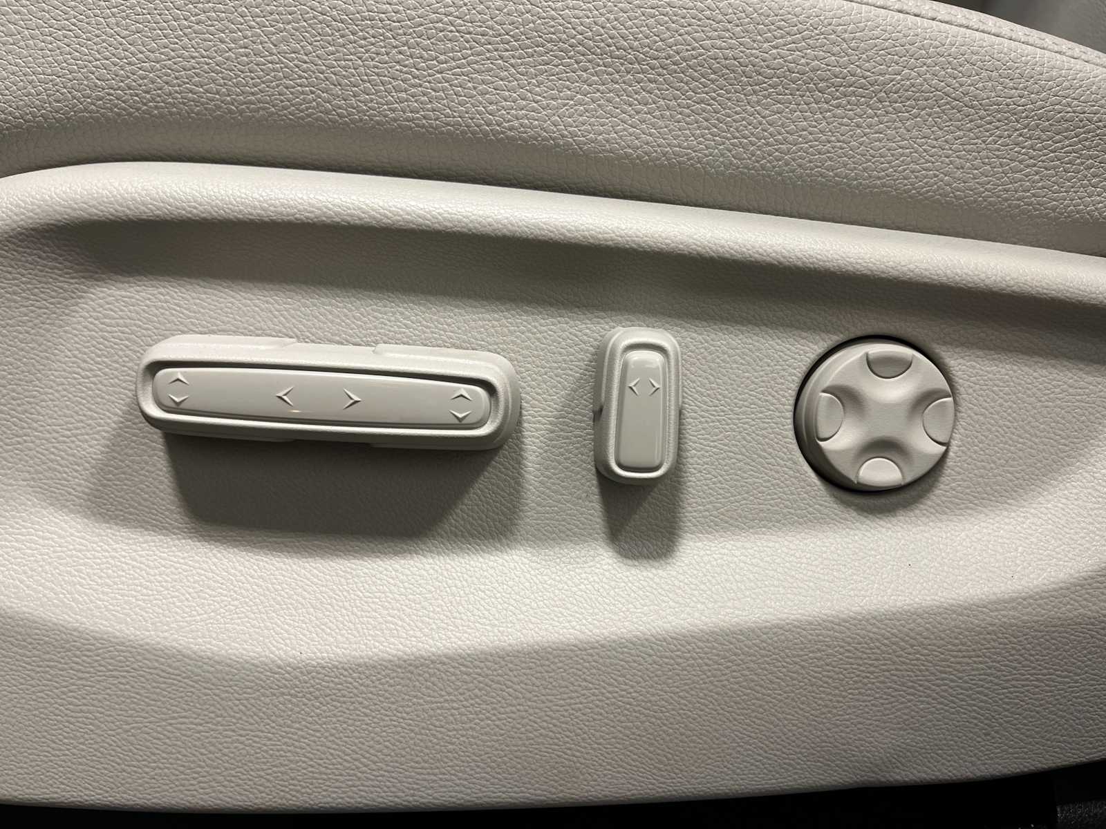 Thumbnail: 2026 Honda Odyssey - 13