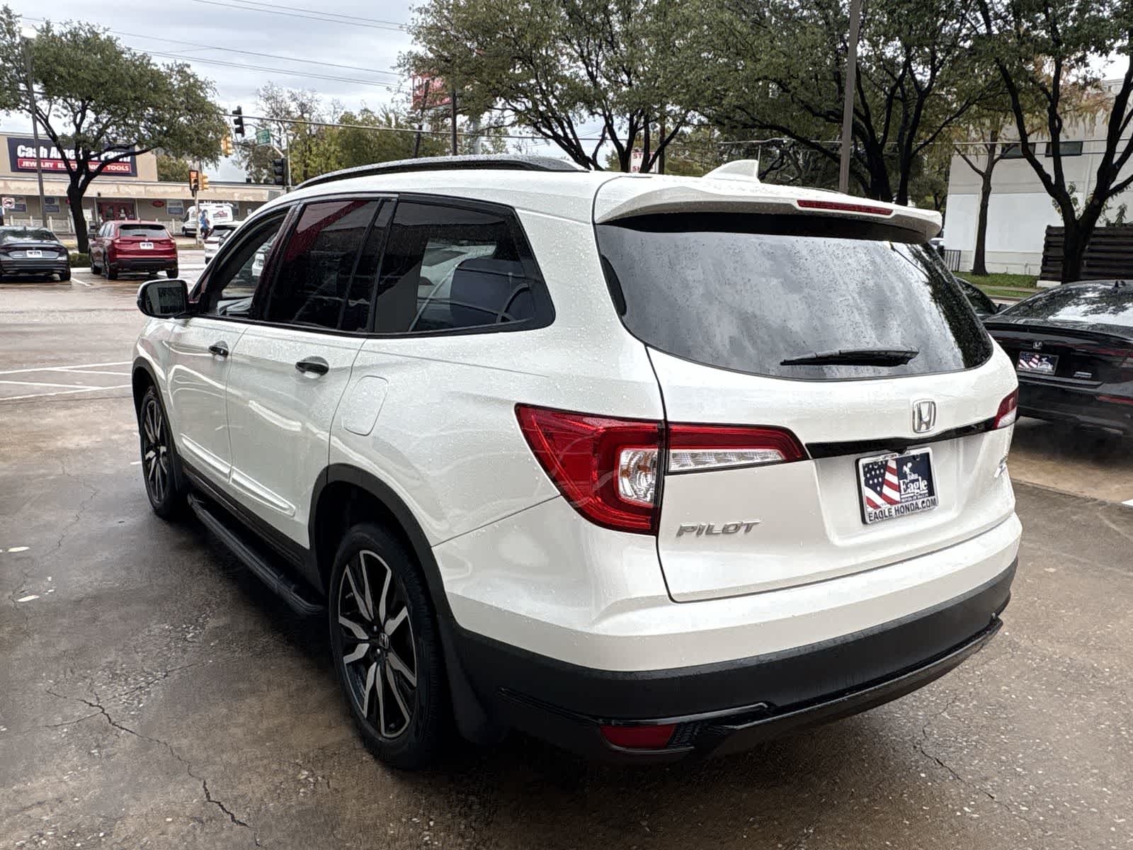 Thumbnail: 2019 Honda Pilot - 4