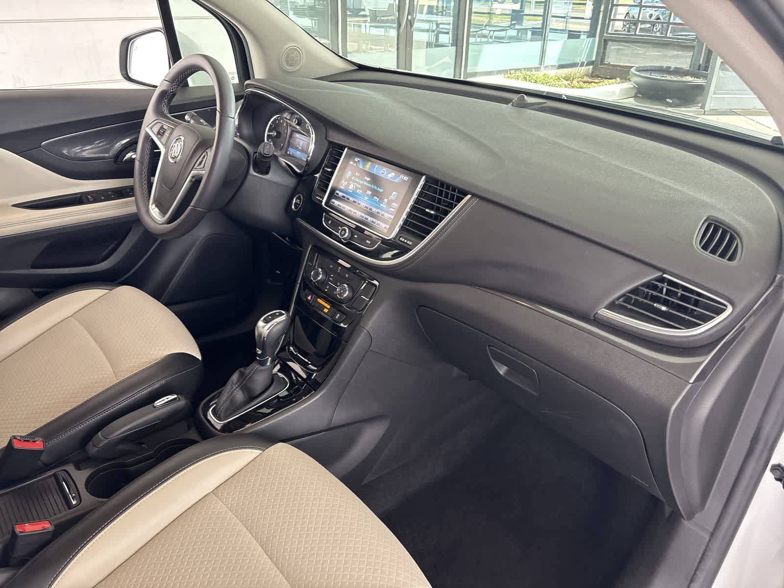 Thumbnail: 2021 Buick Encore - 21