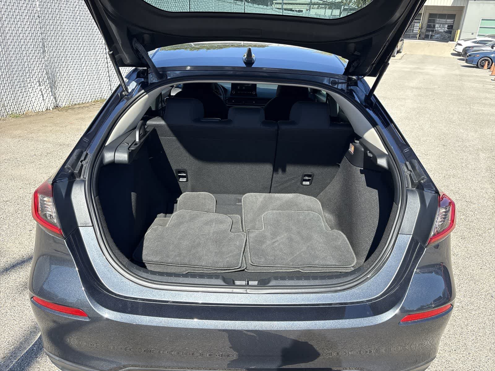 Thumbnail: 2024 Honda Civic - 18