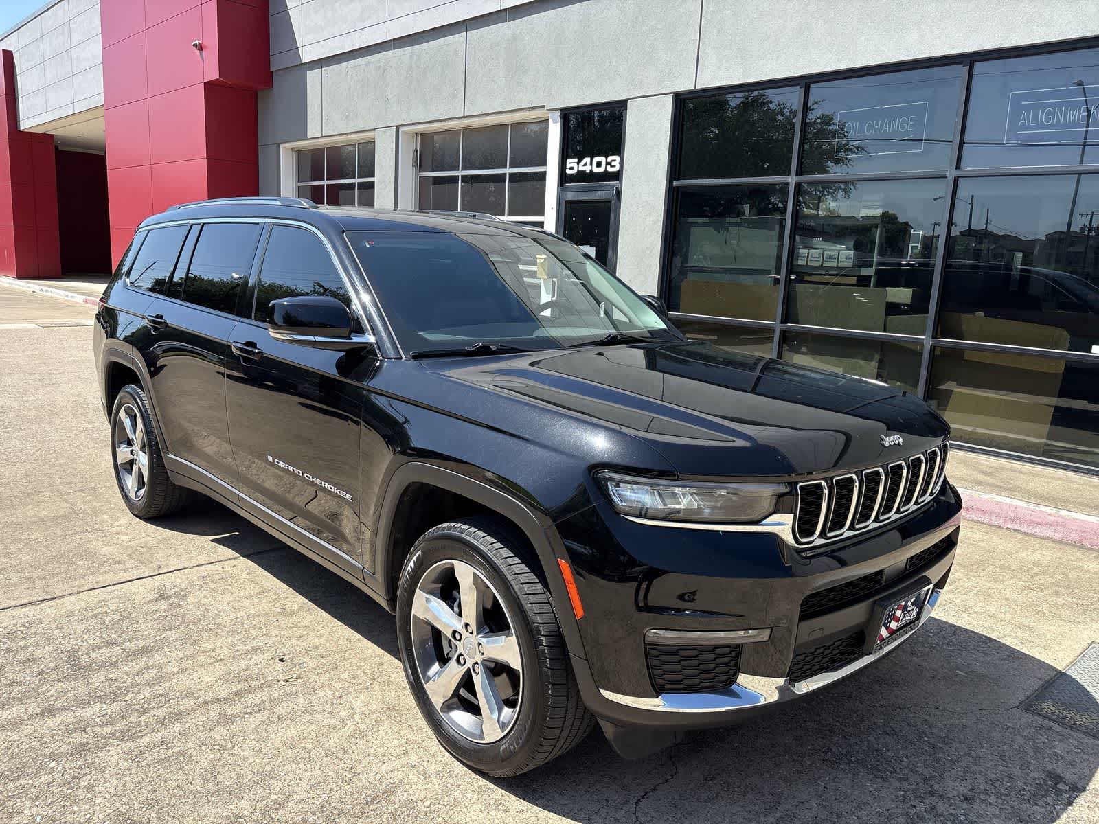 Thumbnail: 2021 Jeep Grand Cherokee L - 24