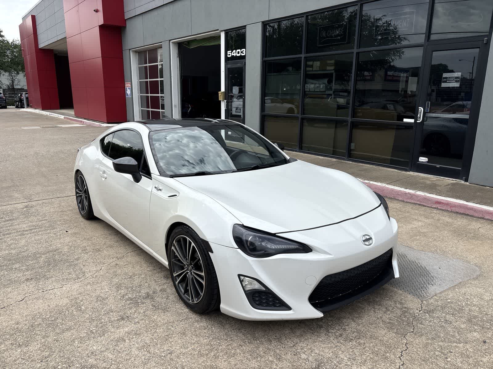 2016 Scion FR-S  31