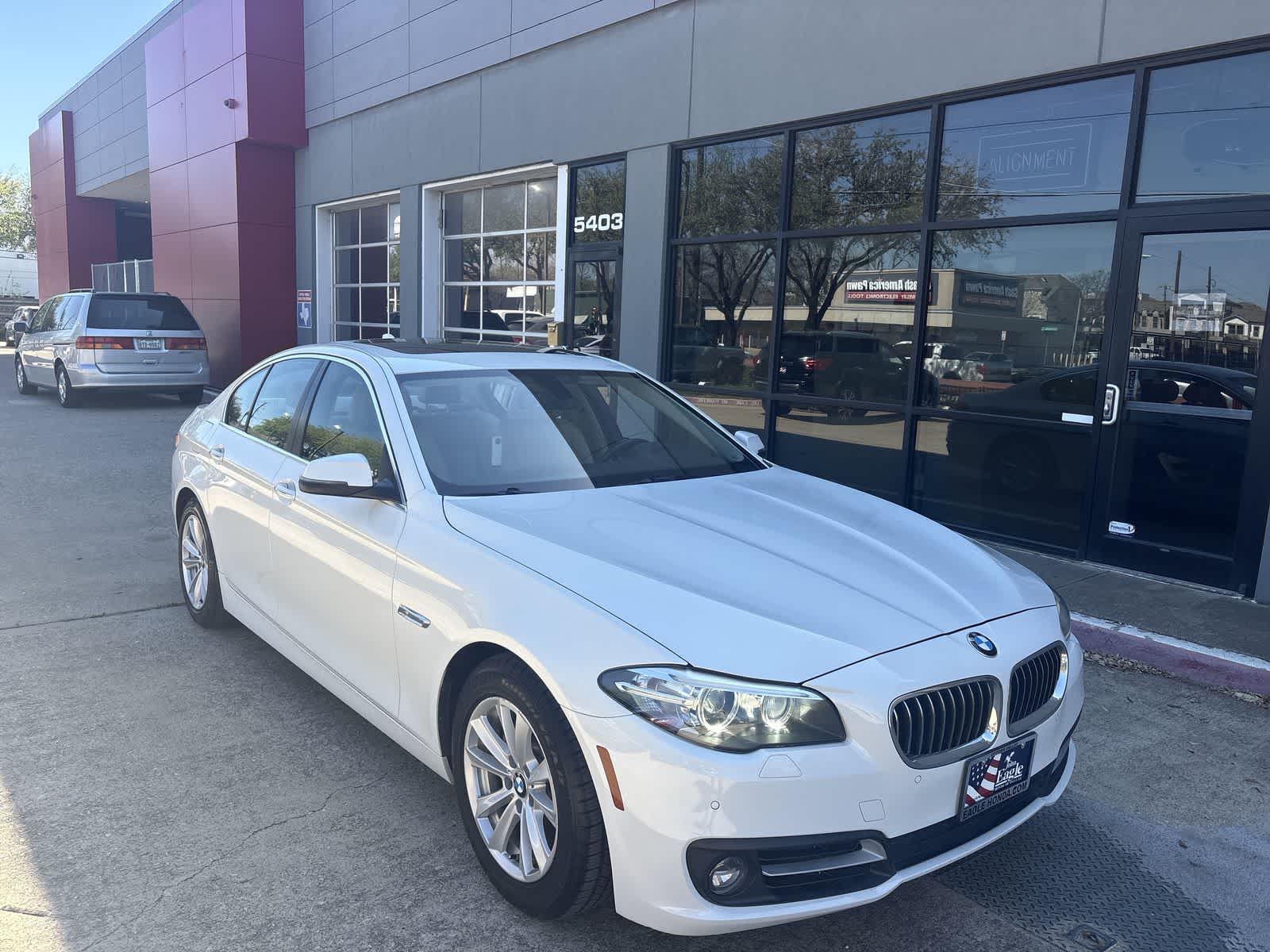 Thumbnail: 2015 BMW 5 Series - 16