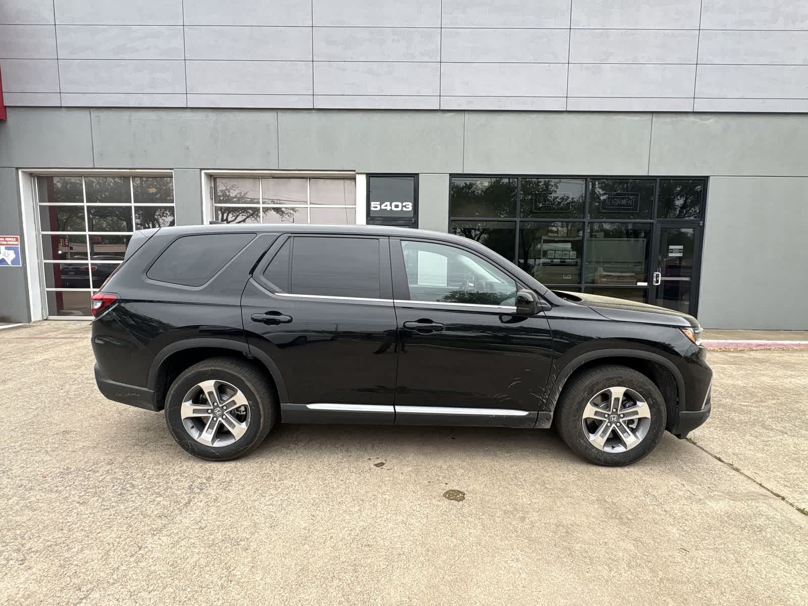 Thumbnail: 2025 Honda Pilot - 7