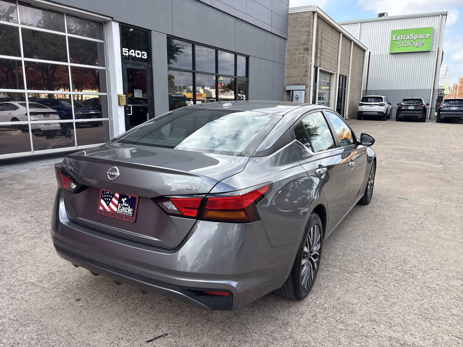 Thumbnail: 2023 Nissan Altima - 25