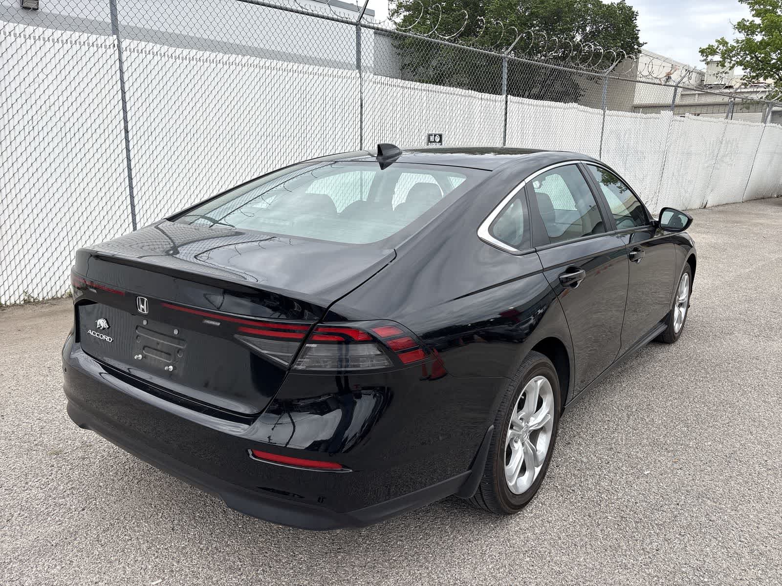 Thumbnail: 2023 Honda Accord - 6