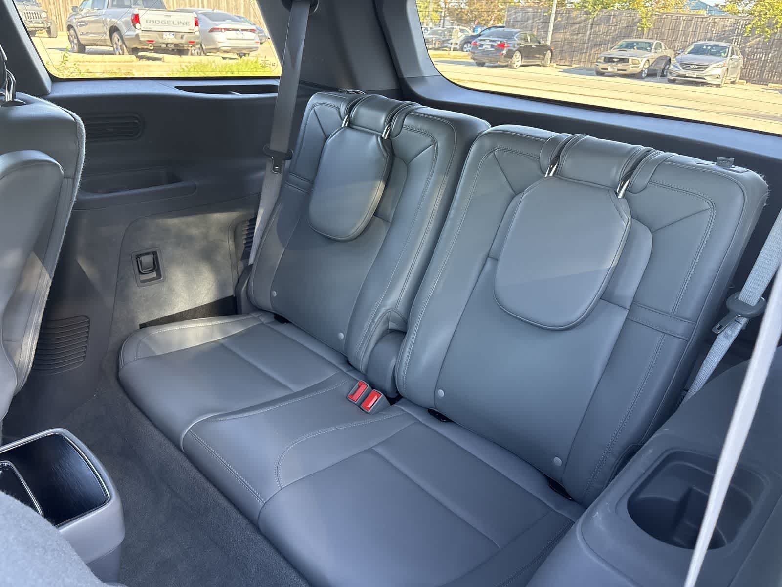 Thumbnail: 2020 Lincoln Aviator - 22