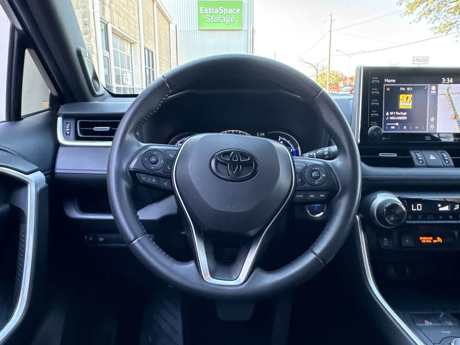 Thumbnail: 2020 Toyota RAV4 - 27