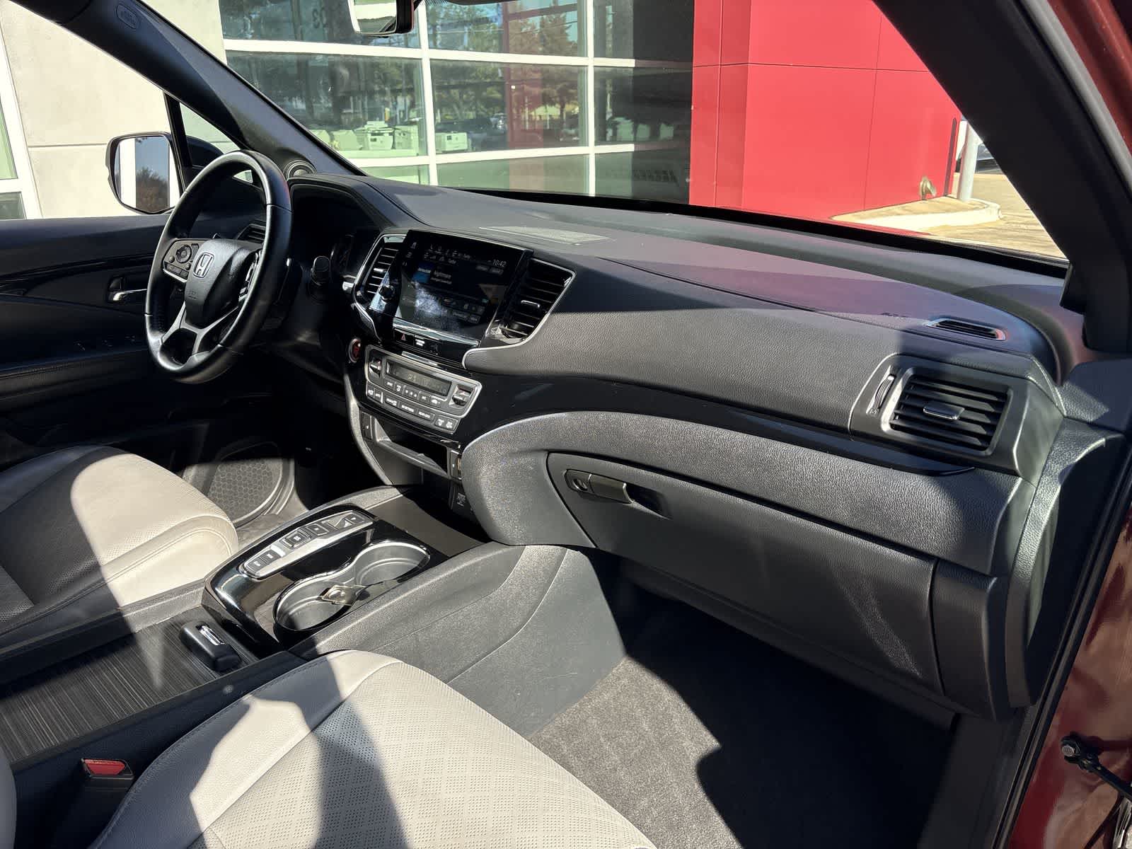 Thumbnail: 2021 Honda Passport - 22