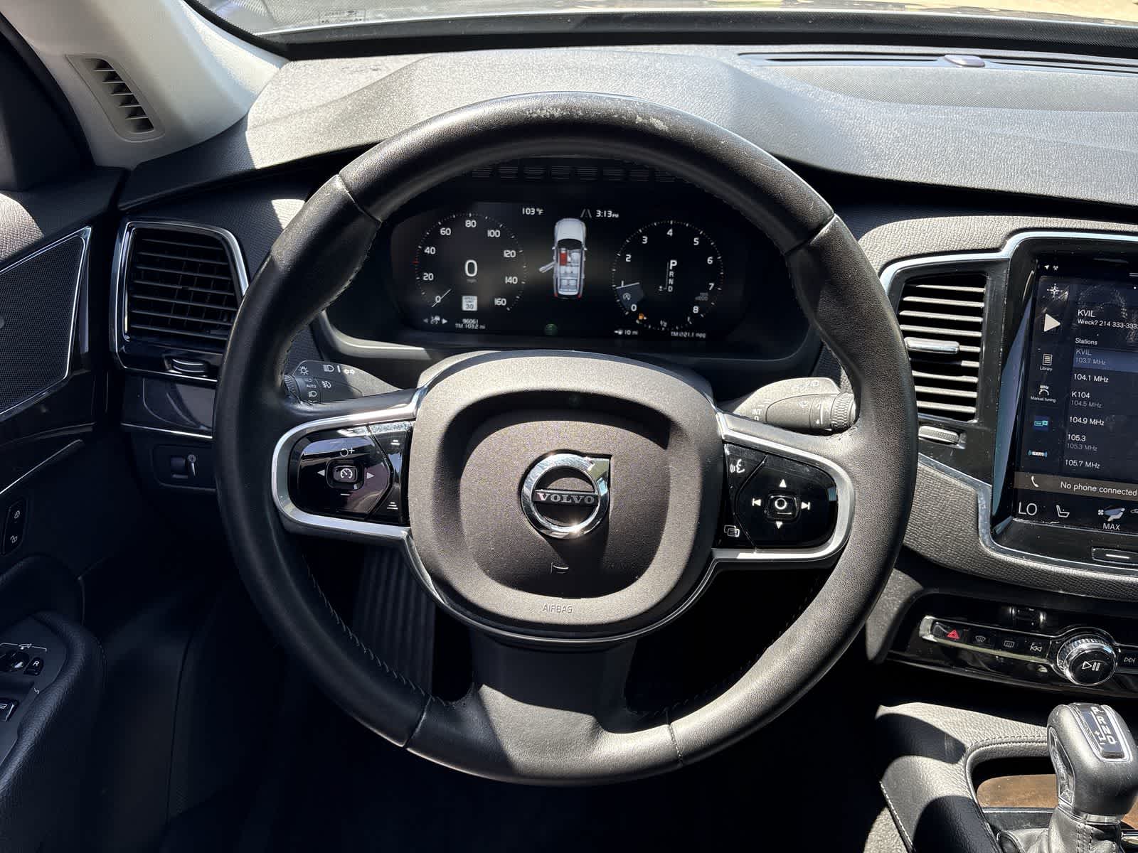 Thumbnail: 2018 Volvo XC90 - 14