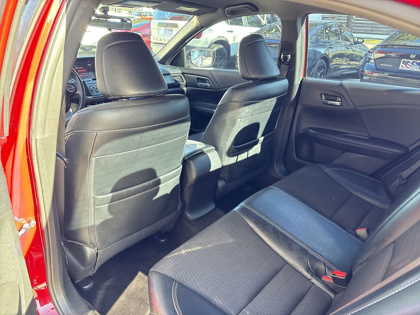 Thumbnail: 2016 Honda Accord - 11