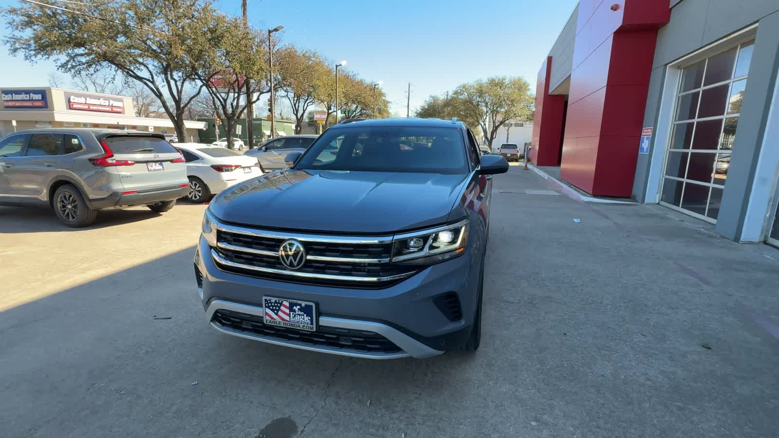 Thumbnail: 2022 Volkswagen Atlas - 3