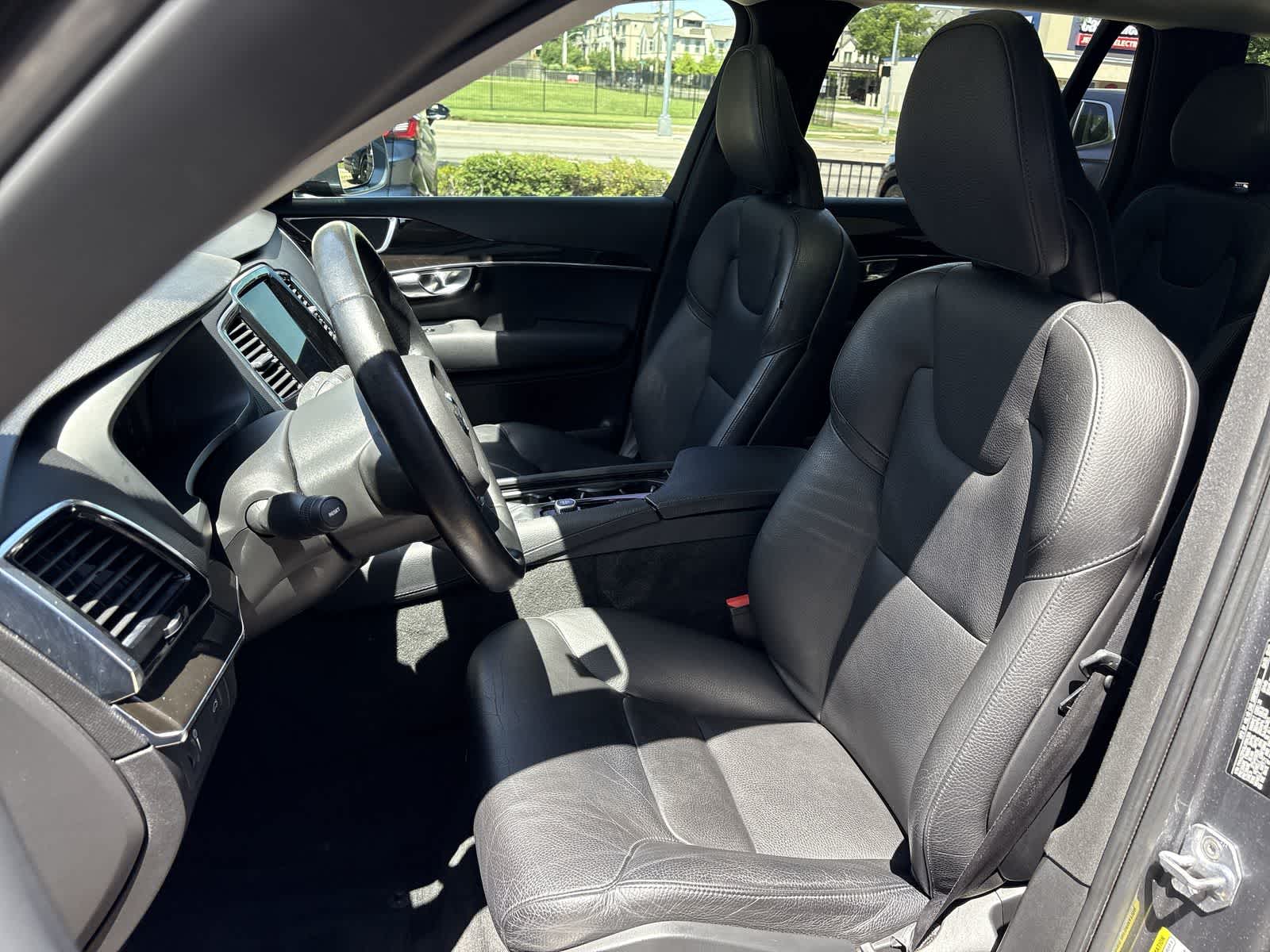 Thumbnail: 2018 Volvo XC90 - 10