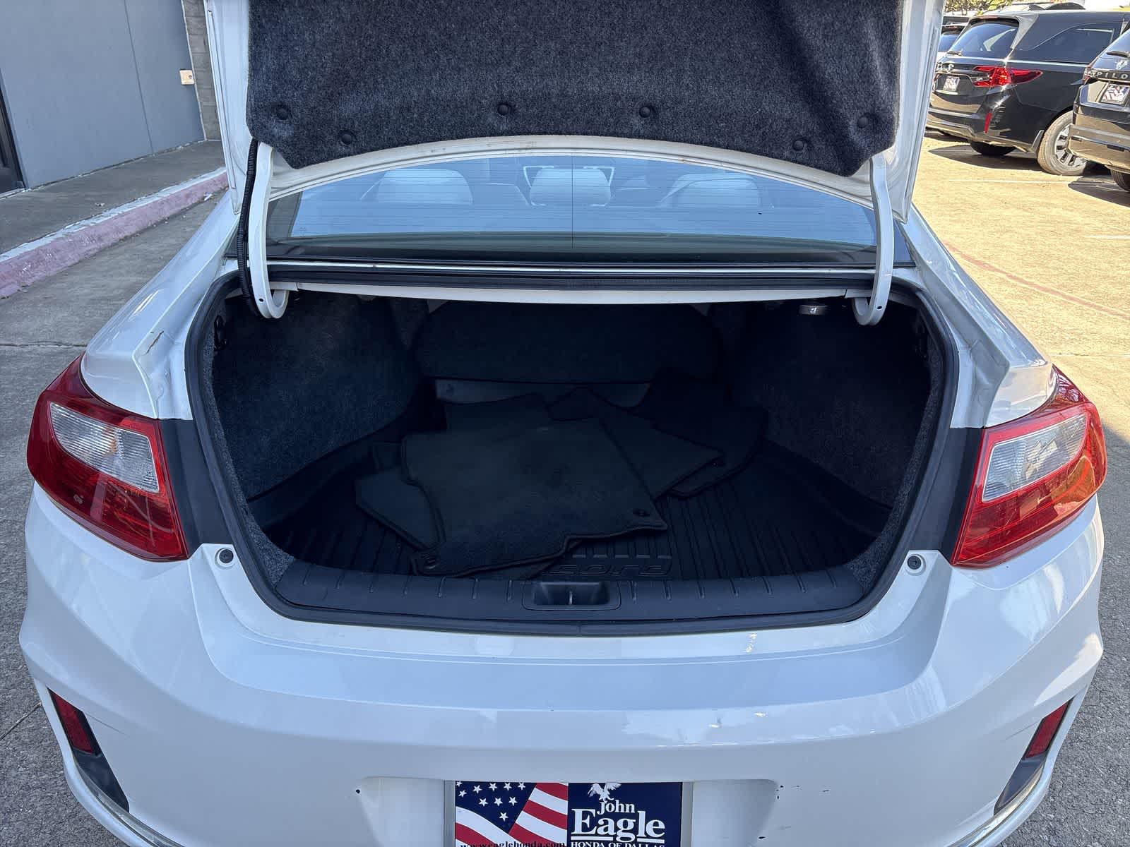 Thumbnail: 2015 Honda Accord - 17