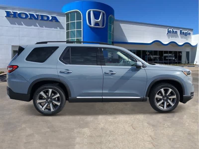 2025 Honda Pilot Touring 6