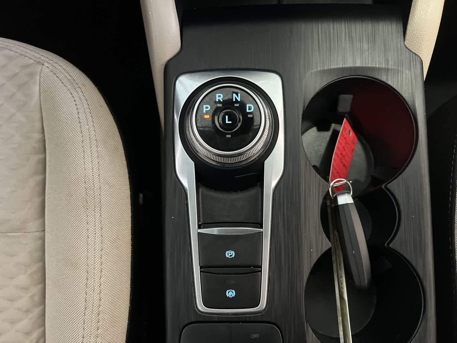 Thumbnail: 2022 Ford Escape - 16