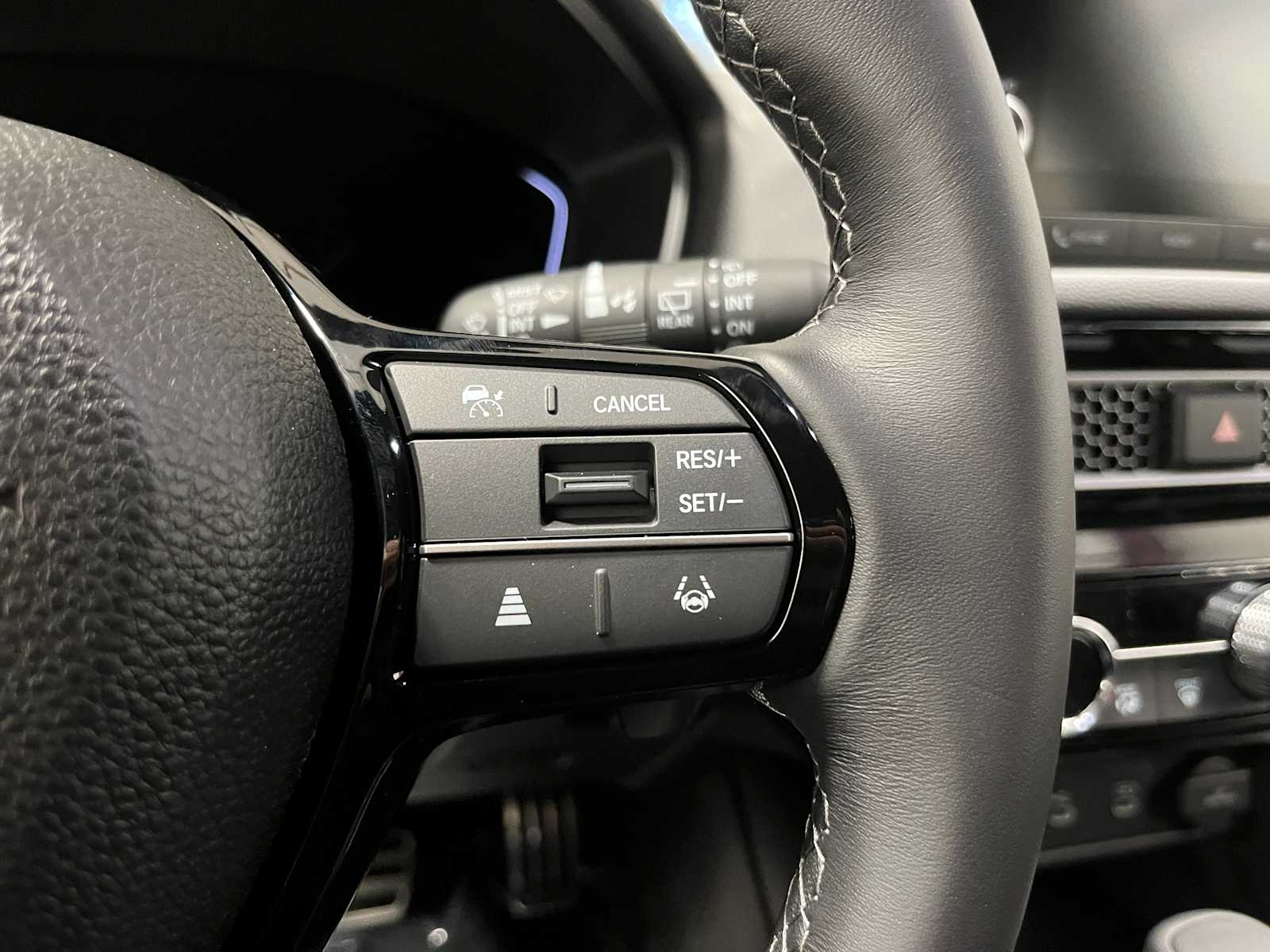 2025 Honda Civic Sport 14