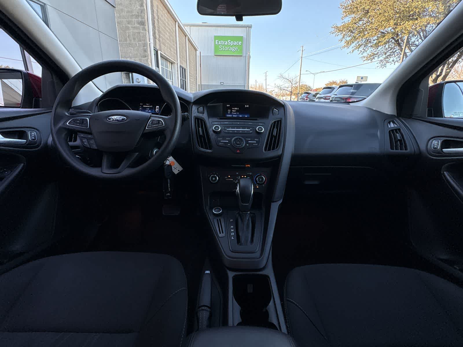 Thumbnail: 2017 Ford Focus - 17