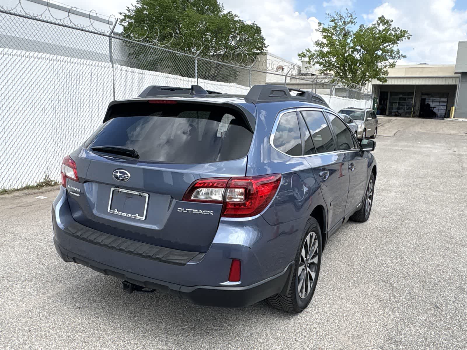 Thumbnail: 2016 Subaru Outback - 6
