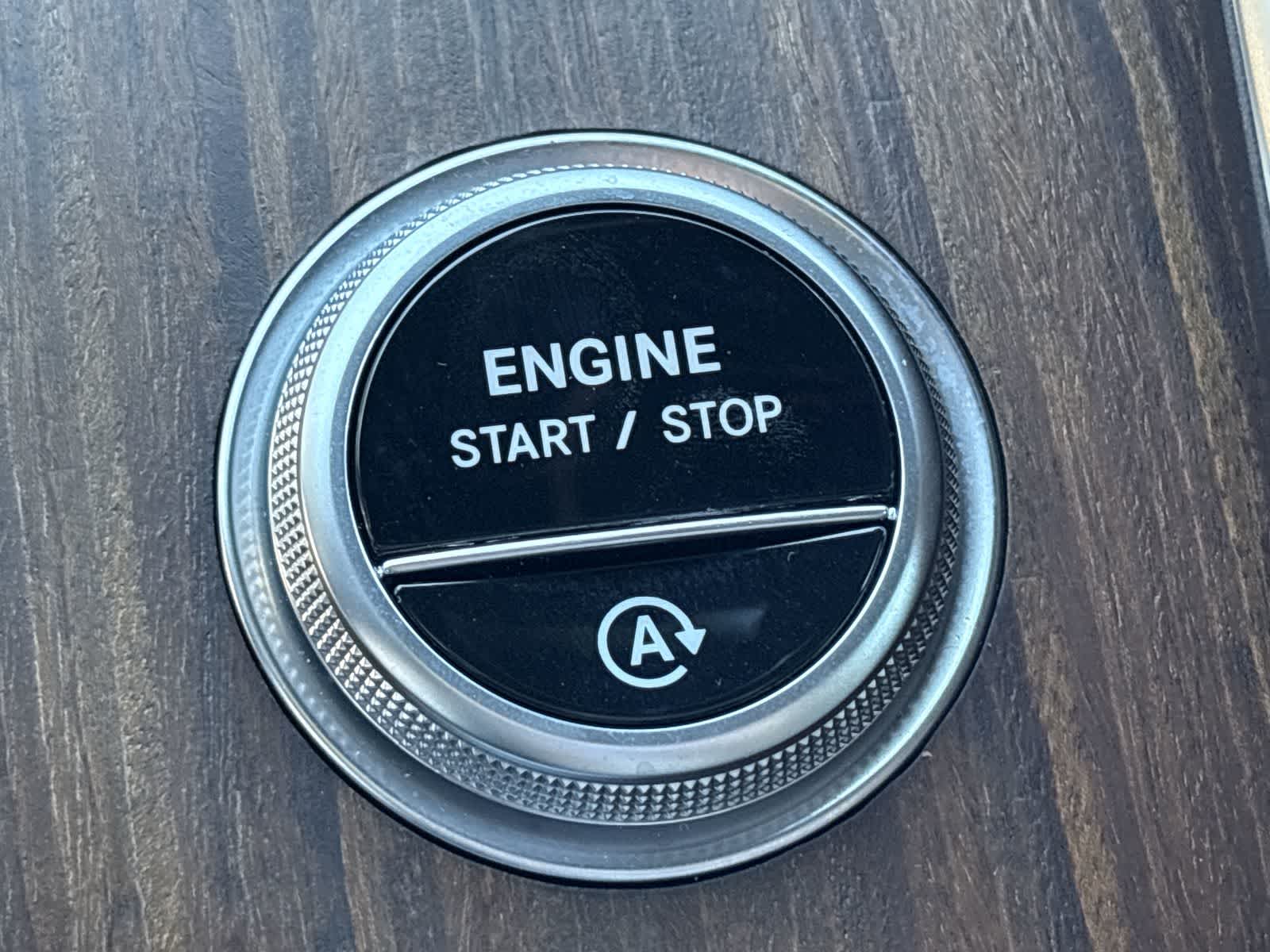 Thumbnail: 2025 Mercedes-Benz GLC - 27