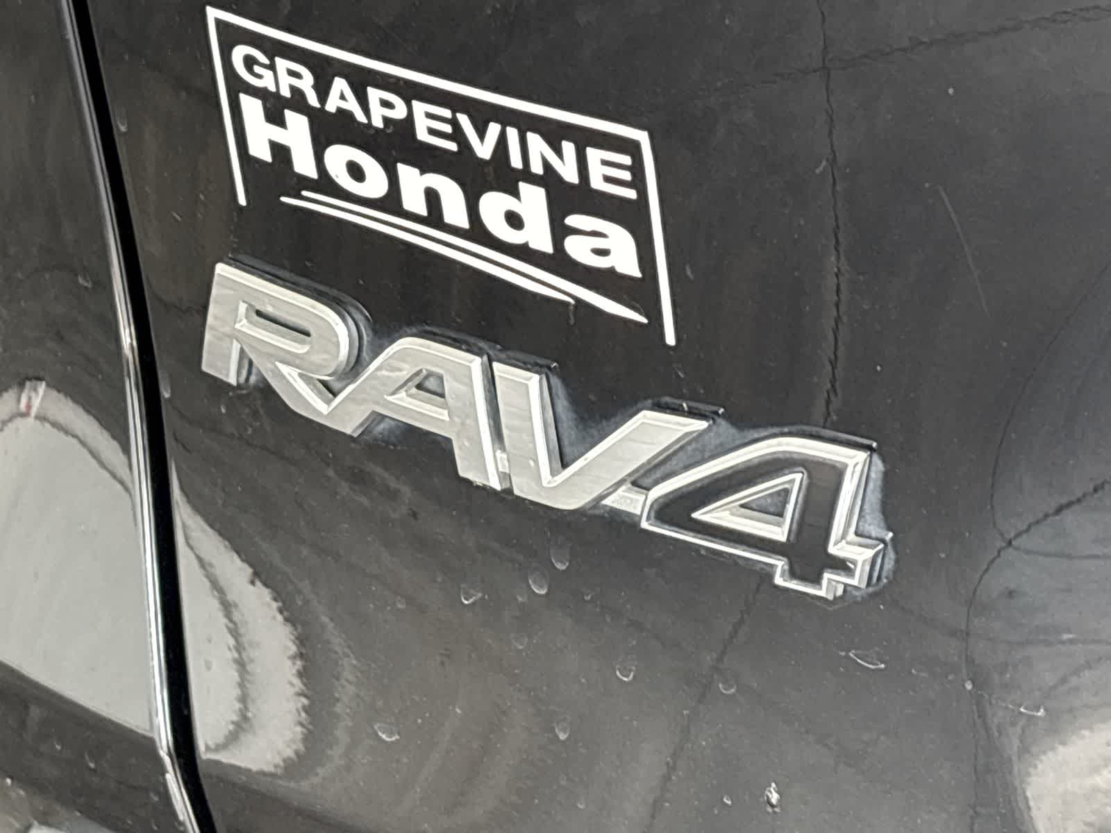 Thumbnail: 2020 Toyota RAV4 - 7
