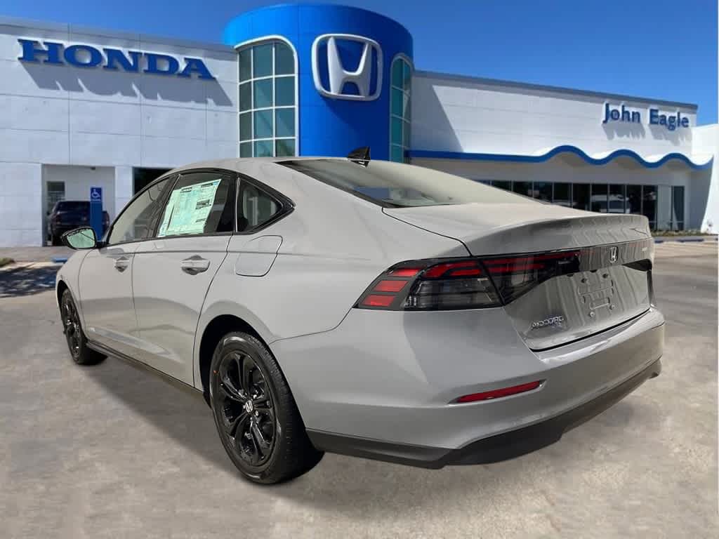 2025 Honda Accord SE photo 3