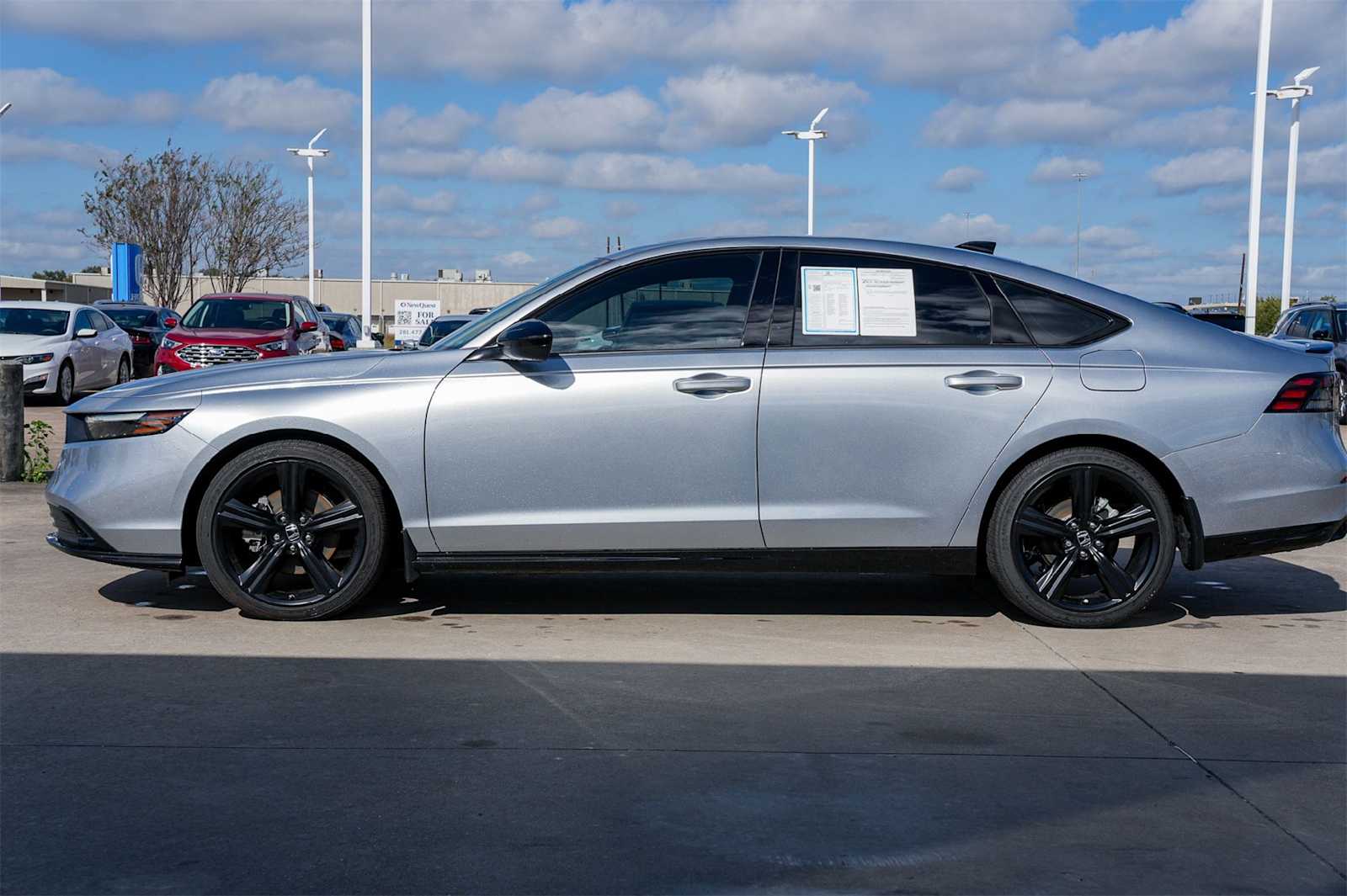 2025 Honda Accord Hybrid Sport-L photo 3