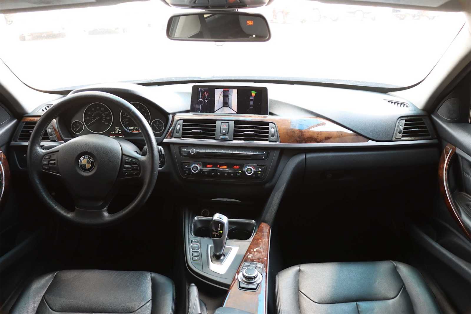 Thumbnail: 2013 BMW 3 Series - 9