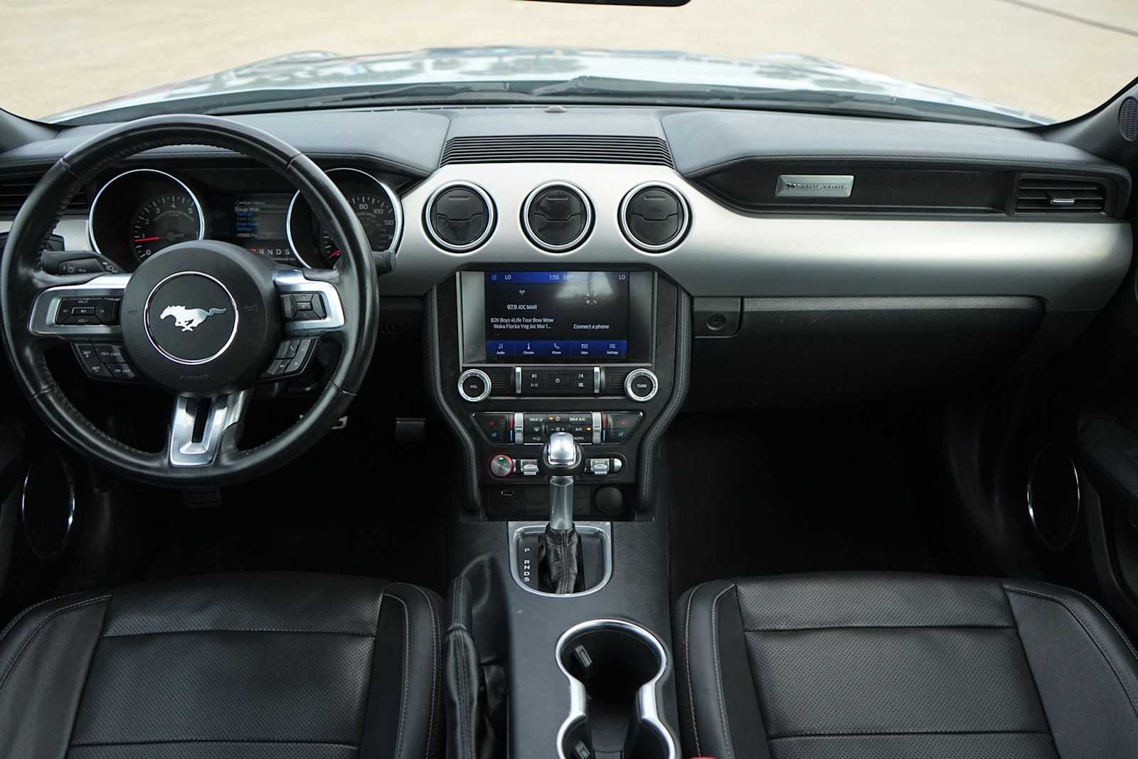 Thumbnail: 2022 Ford Mustang - 10