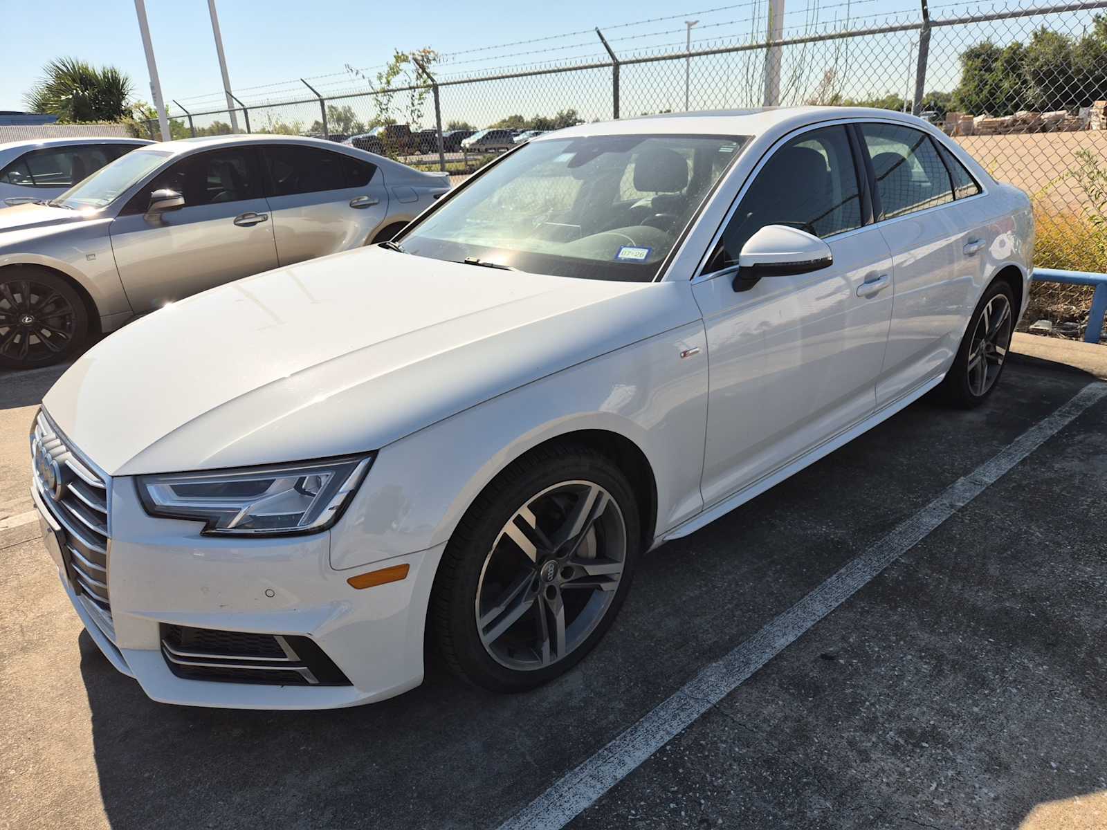 Thumbnail: 2017 Audi A4 - 1