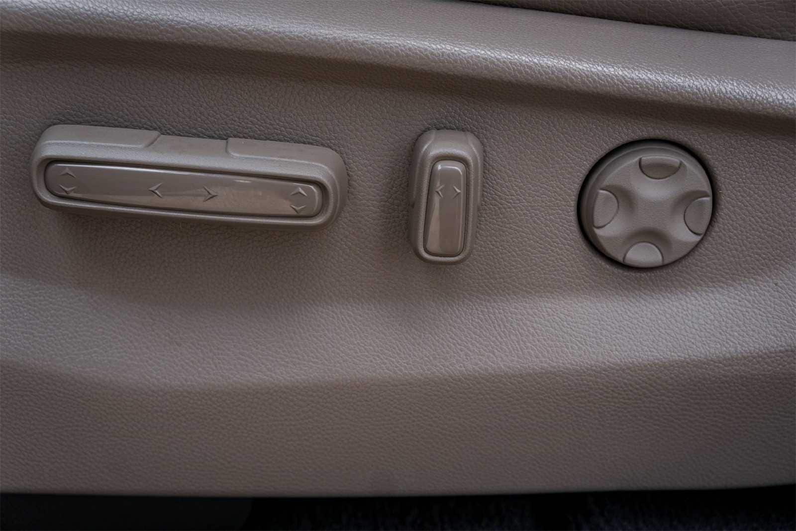 Thumbnail: 2019 Honda Odyssey - 21