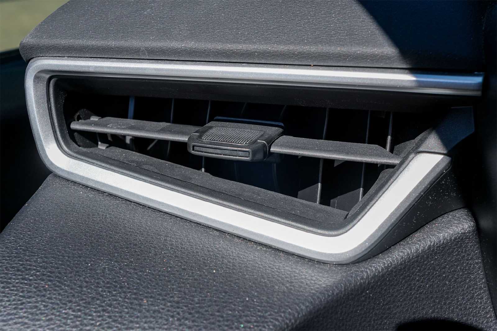 Thumbnail: 2024 Toyota Corolla - 28