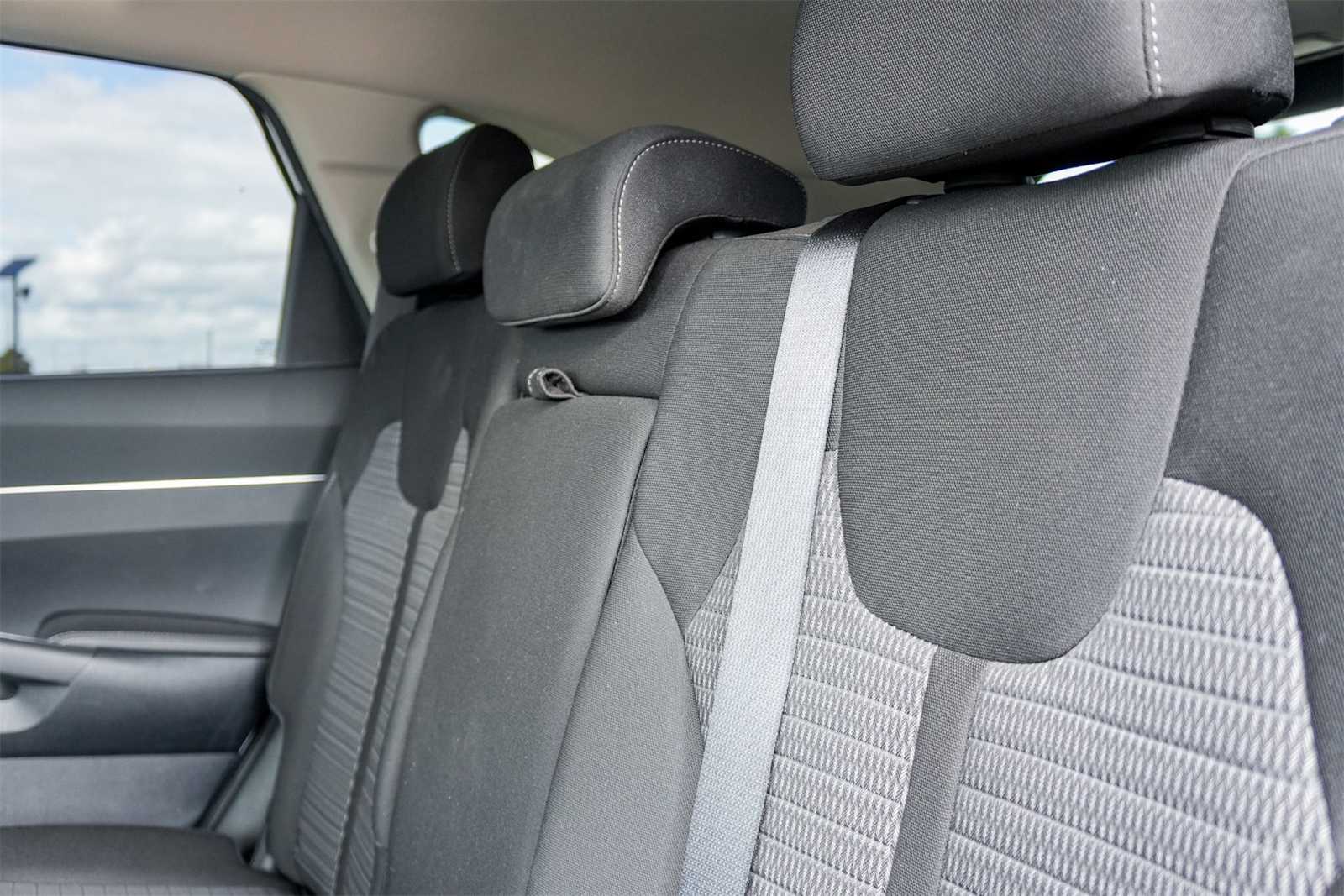 Thumbnail: 2023 Kia Sorento - 13