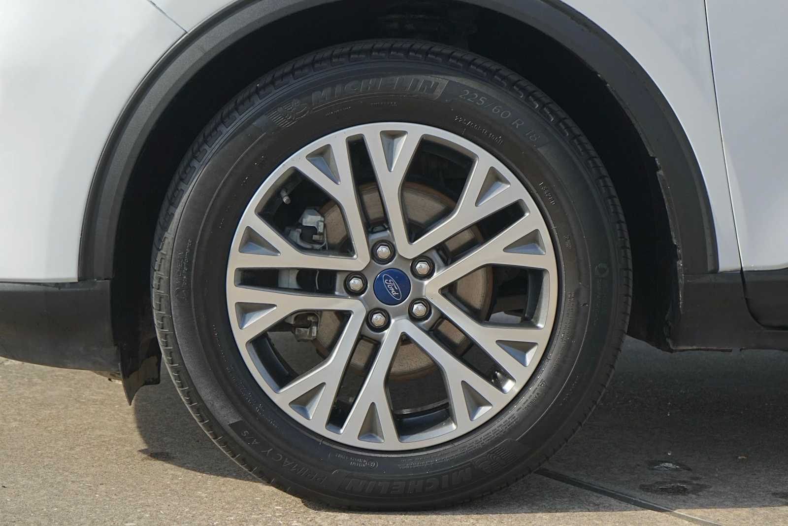 Thumbnail: 2022 Ford Escape - 7
