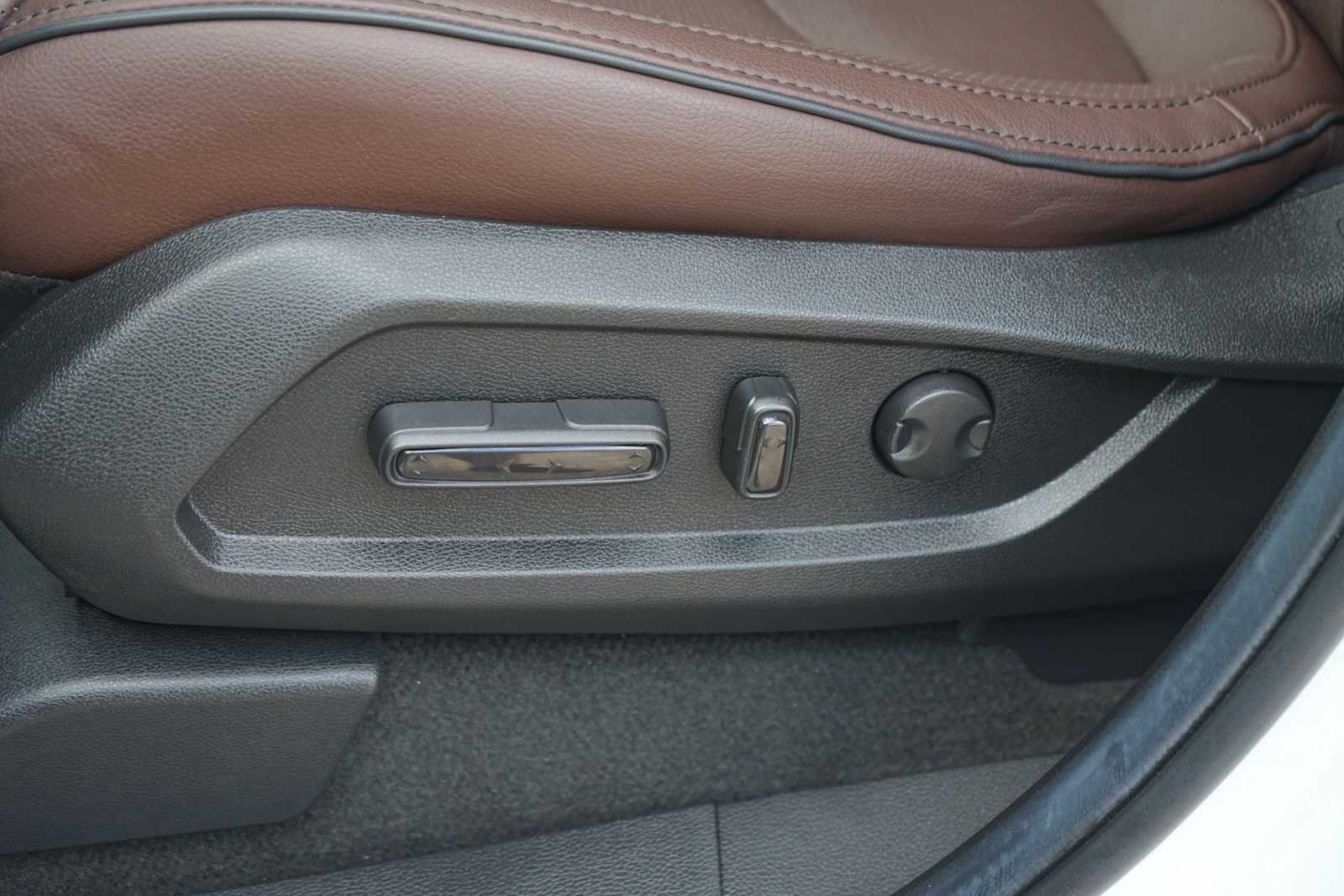 Thumbnail: 2025 Honda Pilot - 12