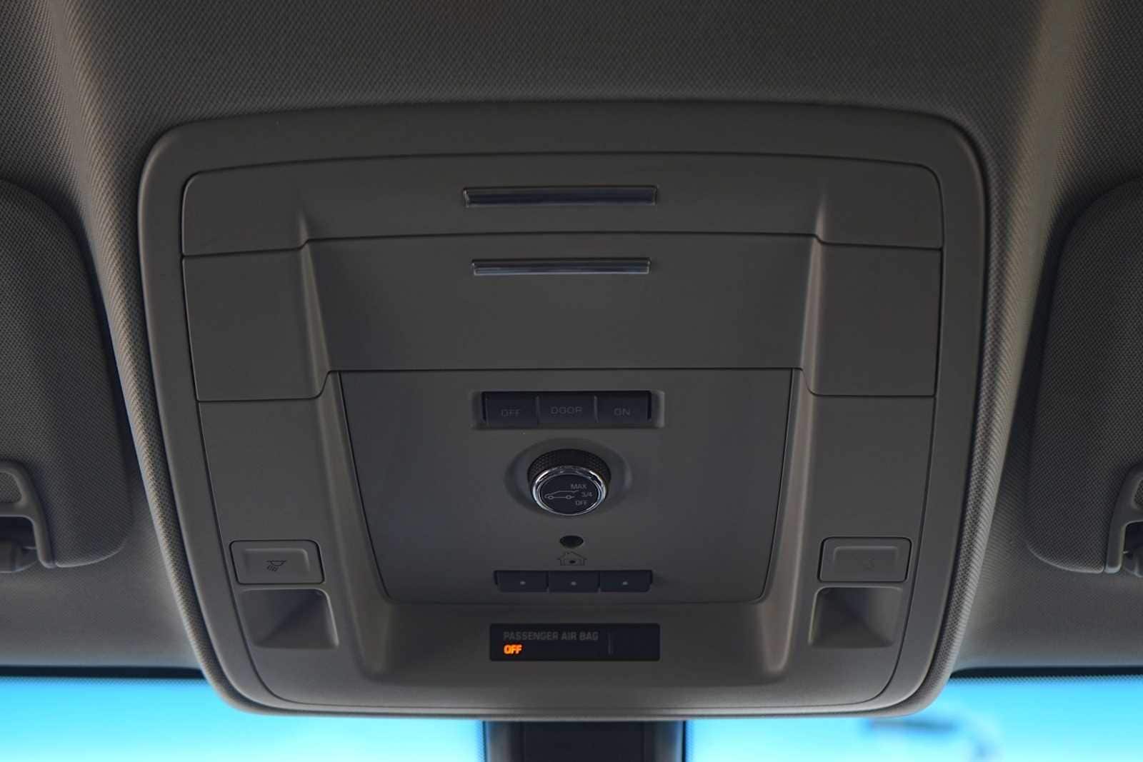 Thumbnail: 2018 GMC Yukon - 24