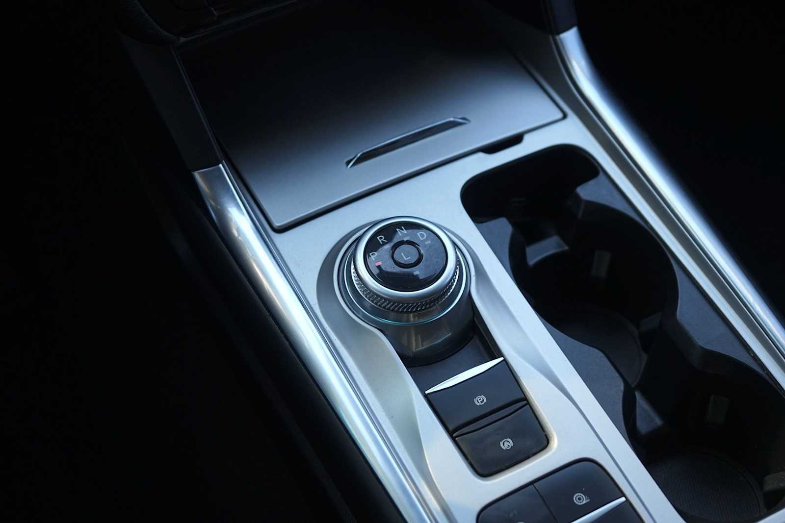 Thumbnail: 2024 Ford Explorer - 20