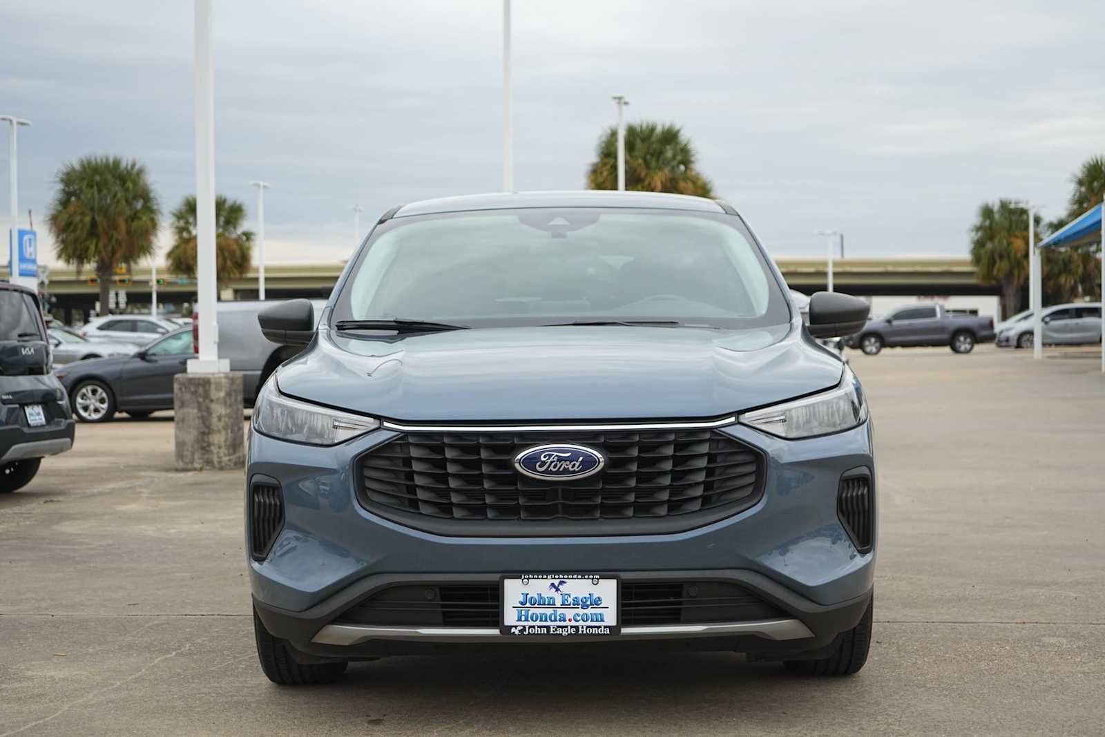 Thumbnail: 2023 Ford Escape - 6