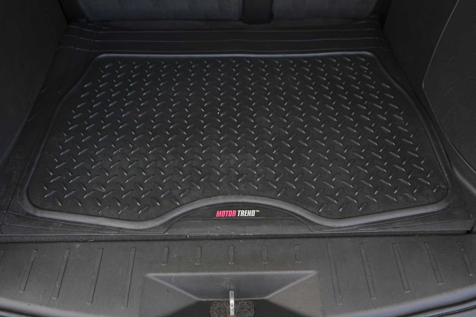 Thumbnail: 2015 GMC Terrain - 27