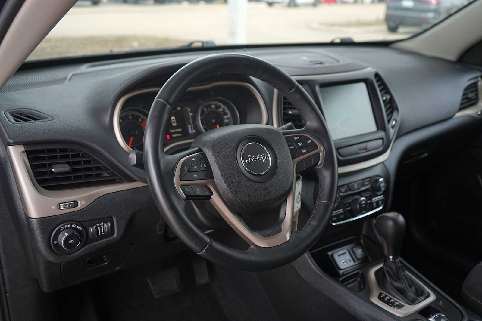 Thumbnail: 2016 Jeep Cherokee - 2