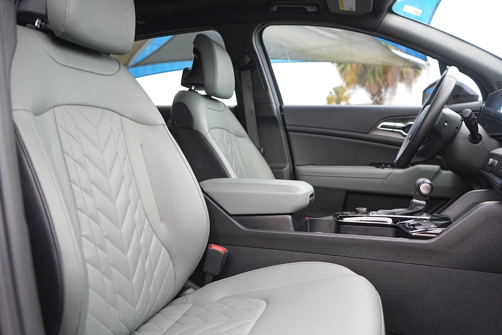 Thumbnail: 2023 Kia Sportage - 15