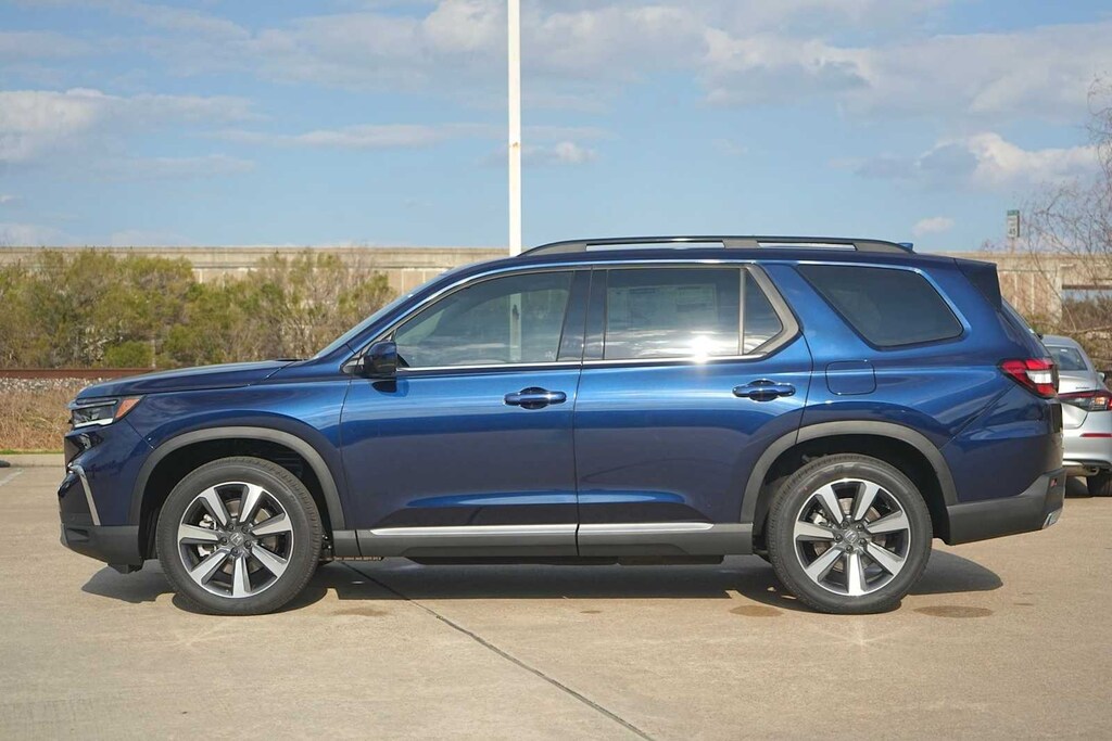 New 2025 Honda Pilot Touring SUV