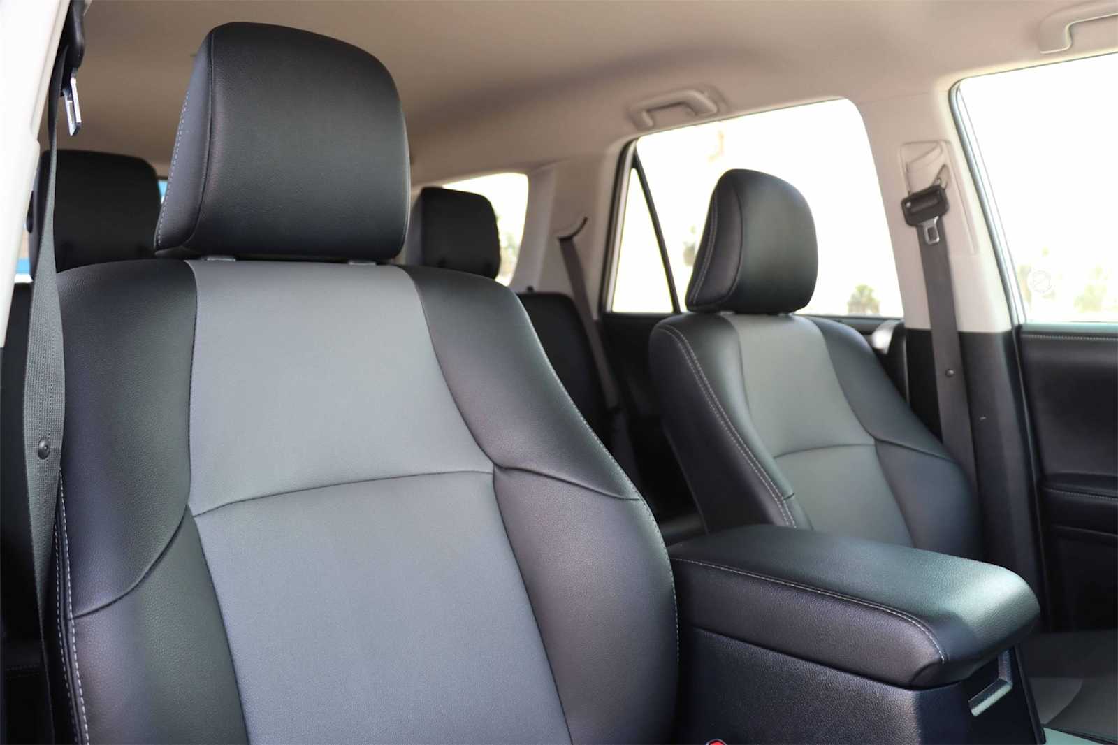 Thumbnail: 2024 Toyota 4Runner - 12