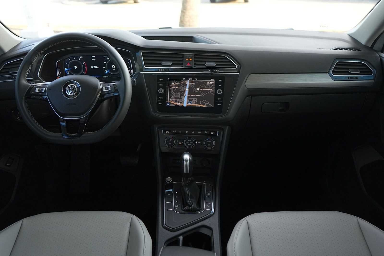 Thumbnail: 2021 Volkswagen Tiguan - 10