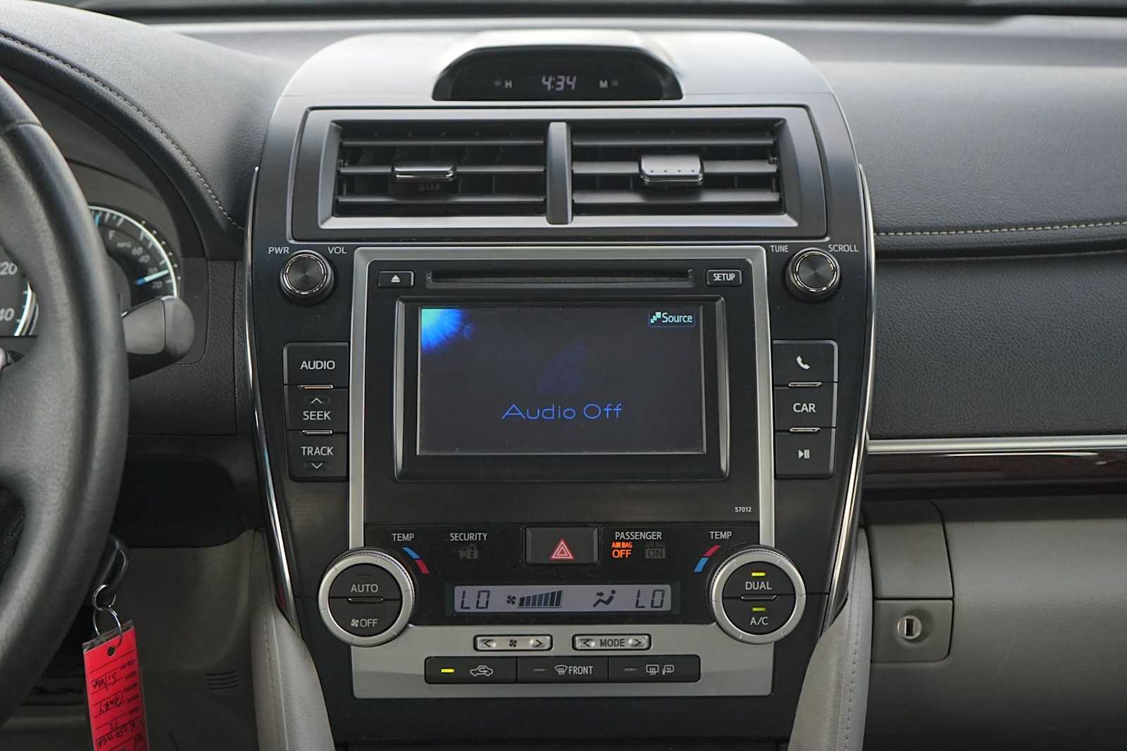 Thumbnail: 2012 Toyota Camry - 19