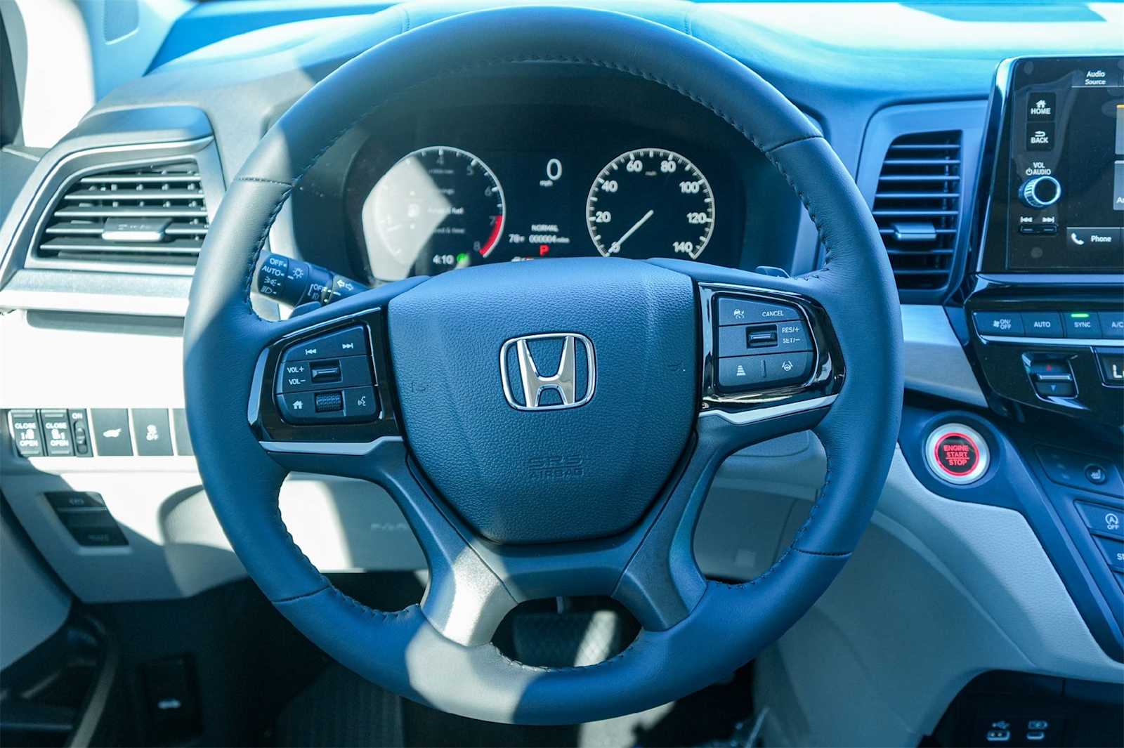 Thumbnail: 2026 Honda Odyssey - 15