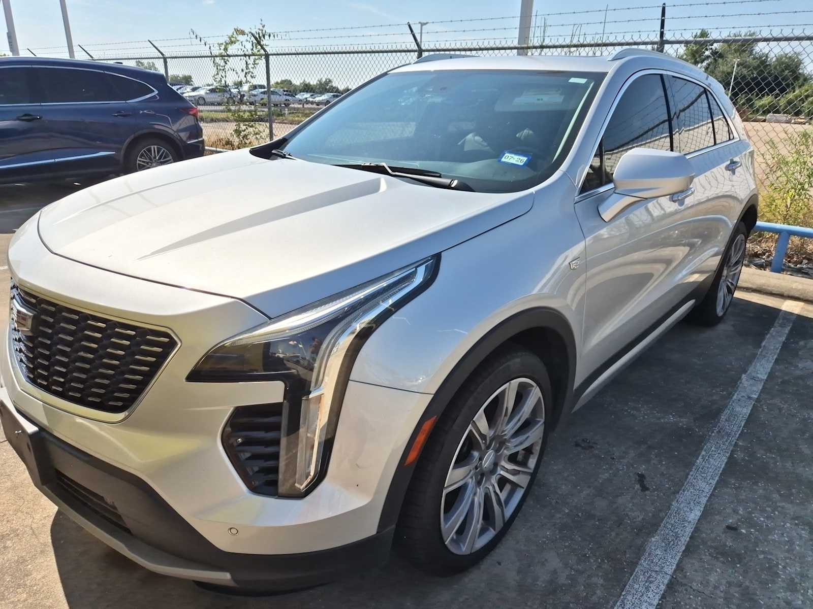 Thumbnail: 2019 Cadillac XT4 - 2
