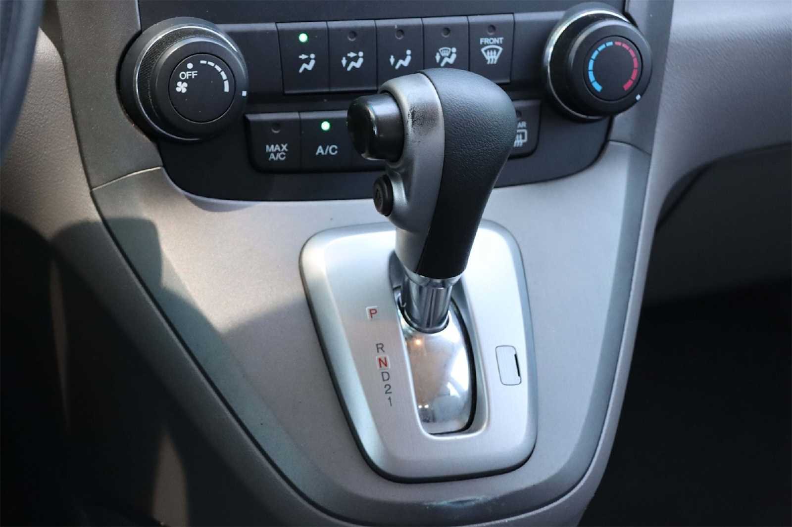 Thumbnail: 2011 Honda CR-V - 16