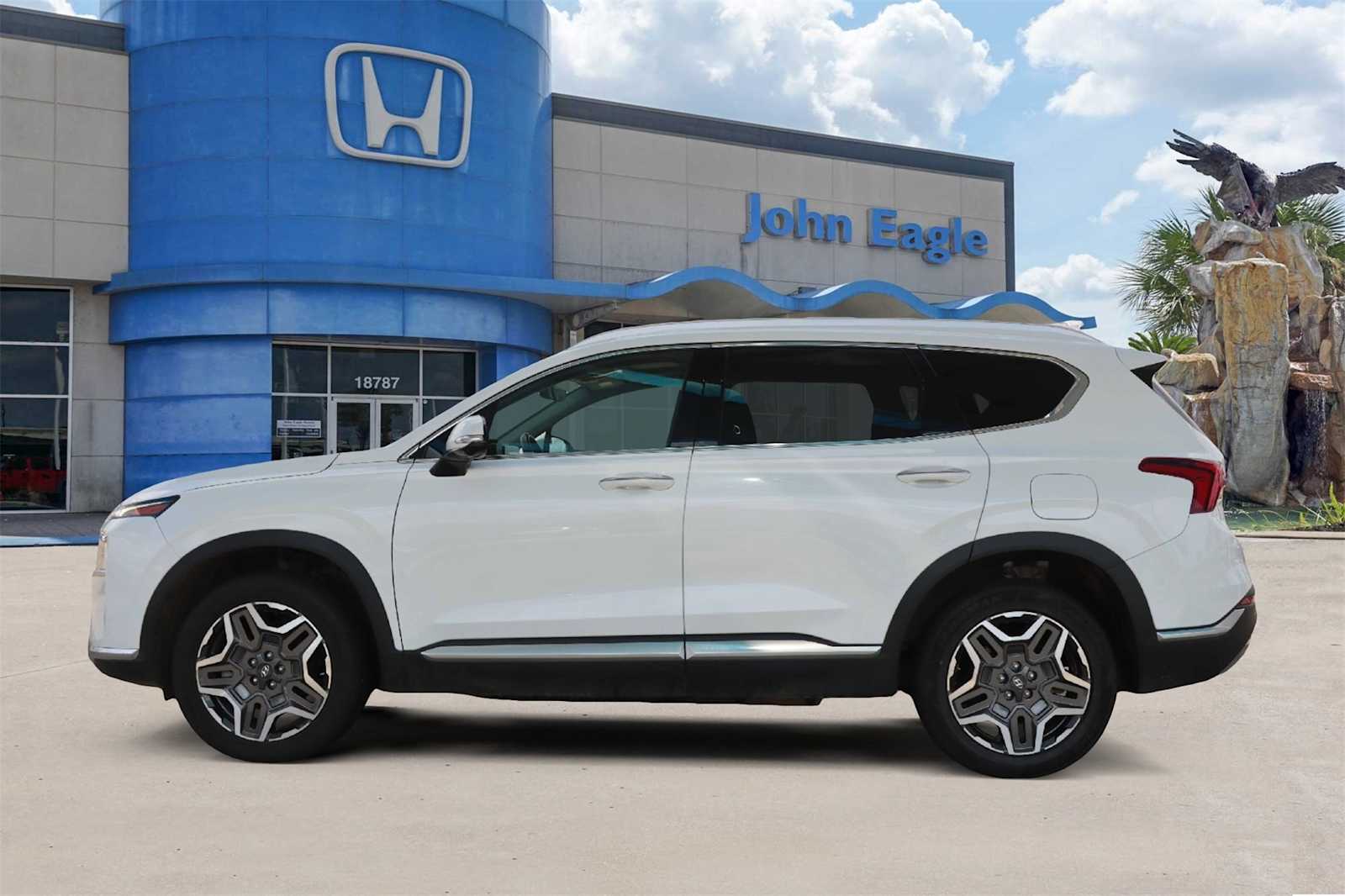 Thumbnail: 2023 Hyundai Santa Fe - 3