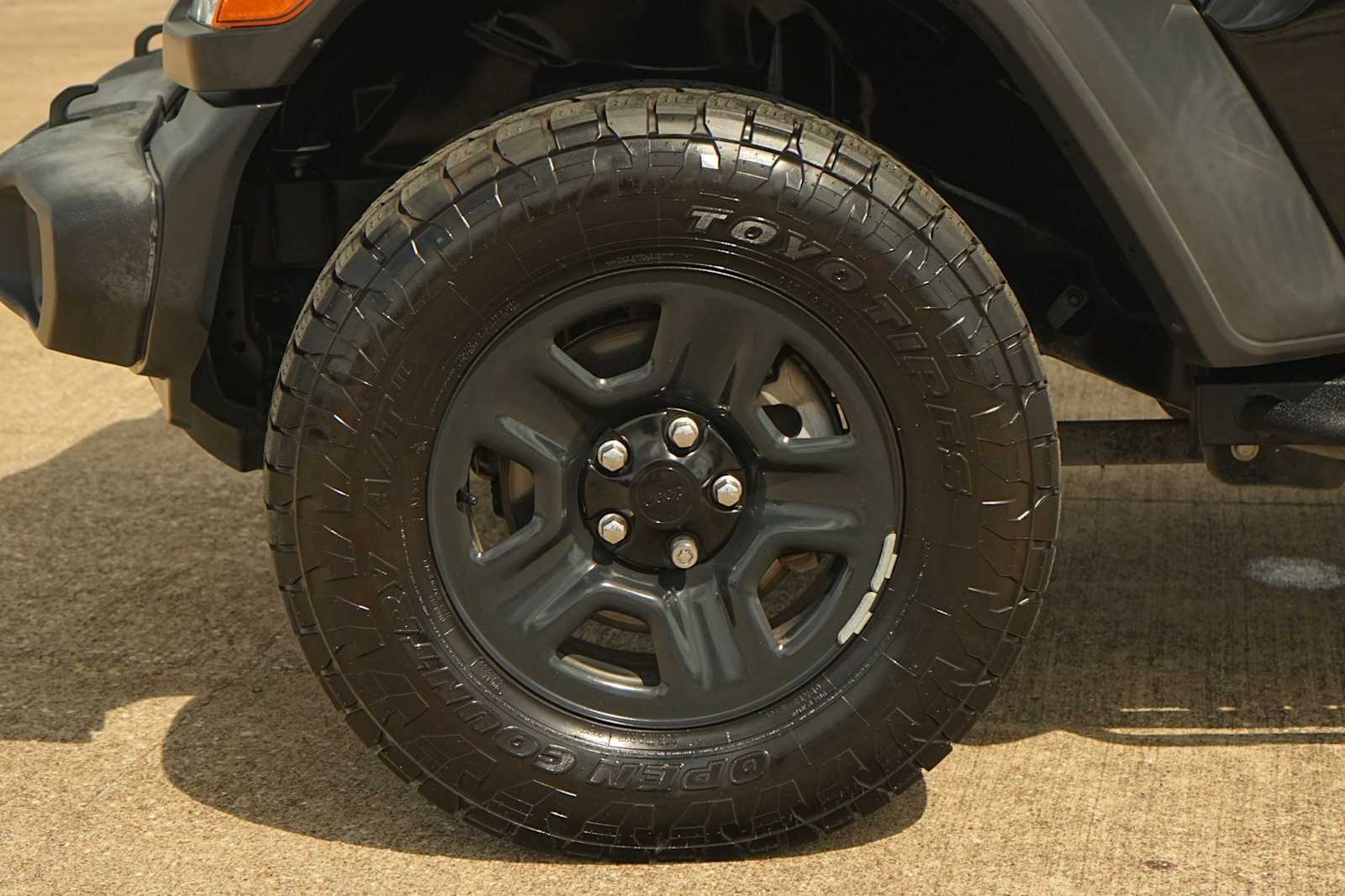 Thumbnail: 2020 Jeep Wrangler - 6